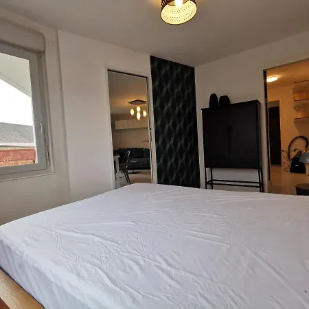 Apartment Cote Gare - Gare - Centre-ville - Parking - Netflix - Wifi - Disney+ - Terrasse